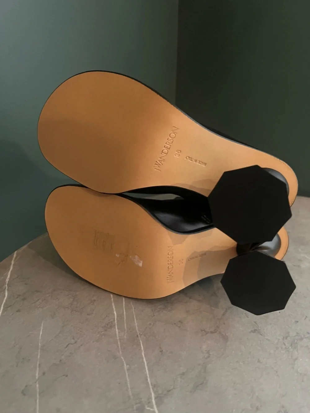 JW ANDERSON twisted being picture